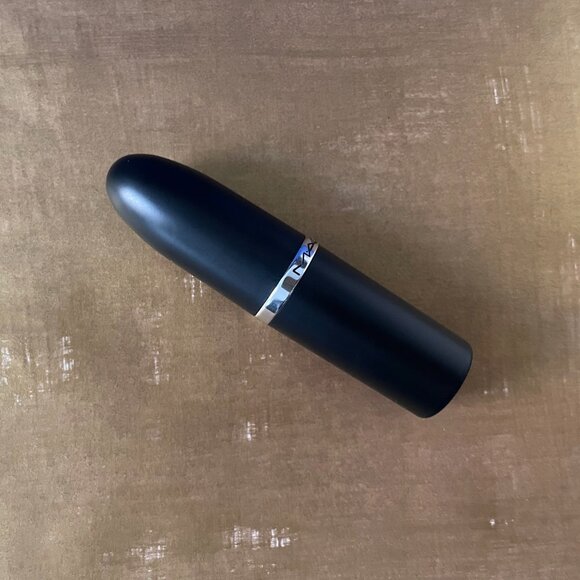 M·A·CXIMAL SLEEK SATIN LIPSTICK - Picture 3 of 8